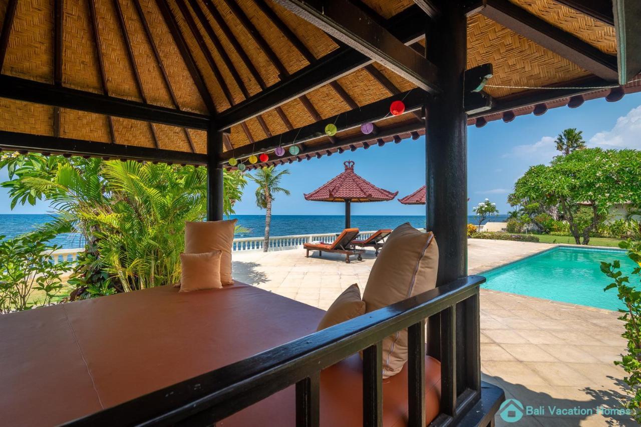 Villa Namaste - Beachfront At Lovina 10P, Pool, Bbq Banjar  Exterior foto