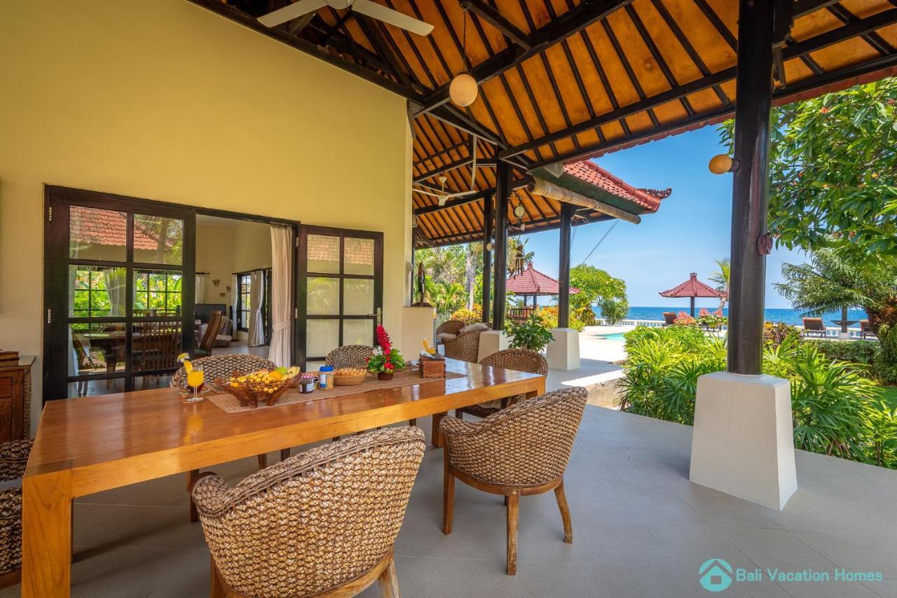 Villa Namaste - Beachfront At Lovina 10P, Pool, Bbq Banjar  Exterior foto