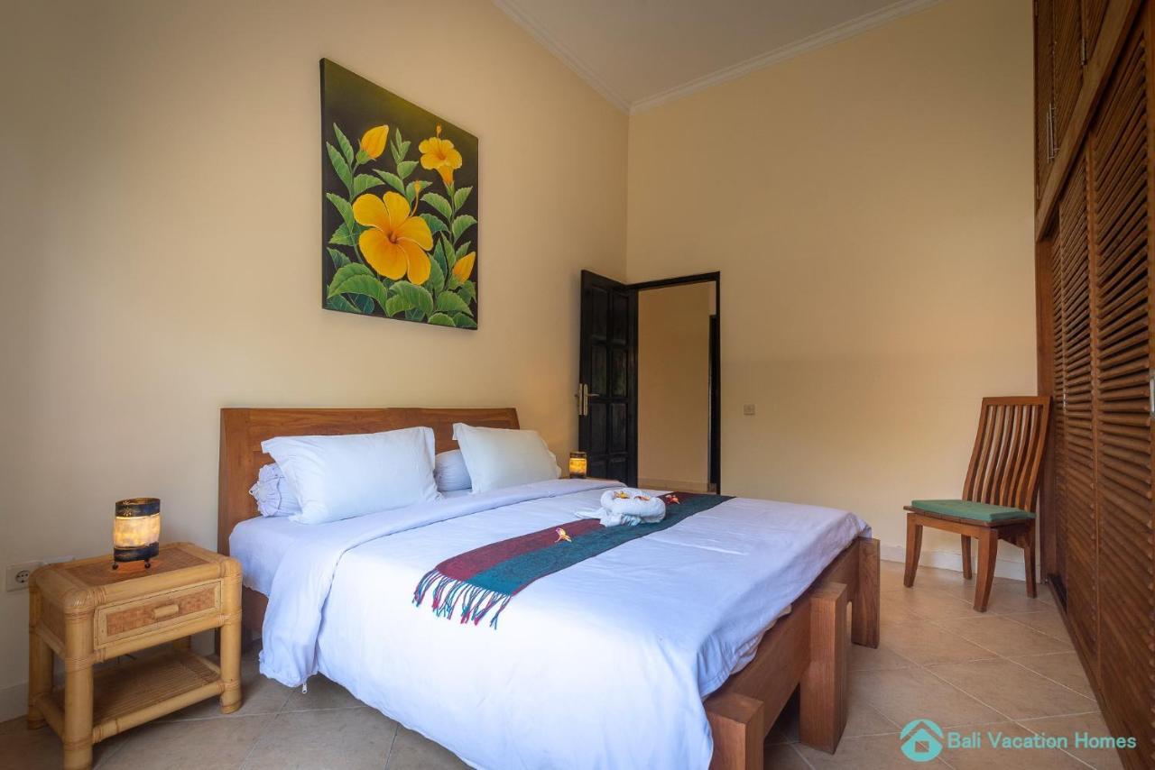 Villa Namaste - Beachfront At Lovina 10P, Pool, Bbq Banjar  Exterior foto