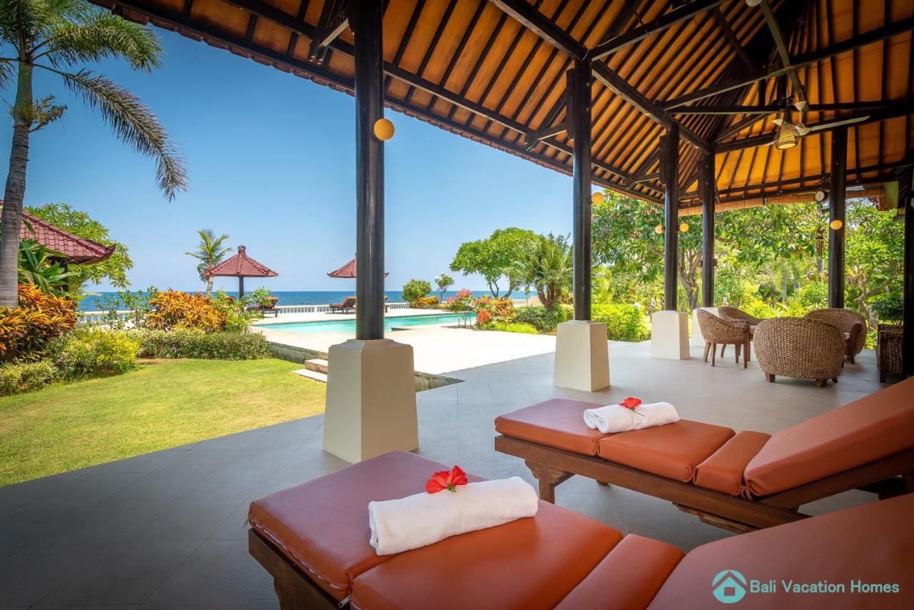 Villa Namaste - Beachfront At Lovina 10P, Pool, Bbq Banjar  Exterior foto